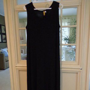 Long Black  Sleeveless Dress